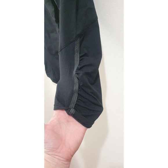 Lululemon Taryn Toomey Awakening Crop Leggings Size 4 Black Workout Active Yoga - Picture 7 of 8